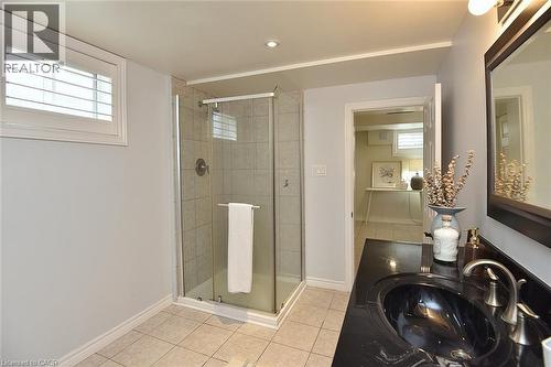 130 Delmar Drive, Hamilton, ON - Indoor