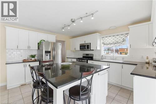 65 Thistlemoor Drive, Caledonia, ON - Indoor Photo Showing Kitchen