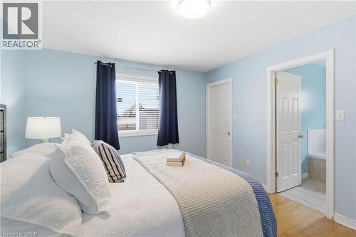 65 Thistlemoor Drive, Caledonia, ON - Indoor Photo Showing Bedroom