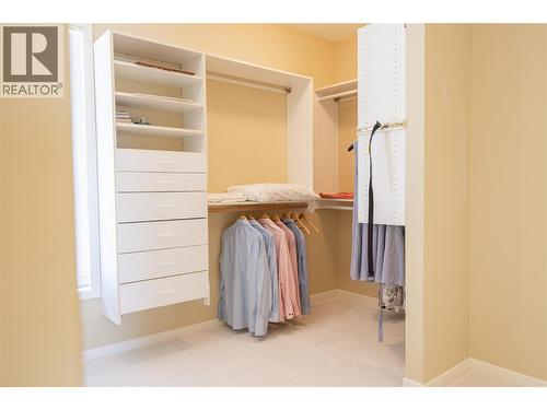 344 Raven Drive, Kelowna, BC - Indoor