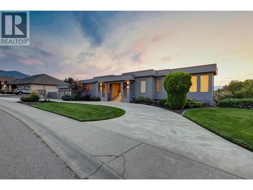 344 Raven Drive, Kelowna, BC - Outdoor With Facade