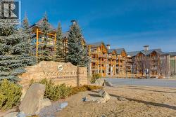 2338, 2330 Fish Creek Boulevard SW  Calgary, AB T2Y 0L1