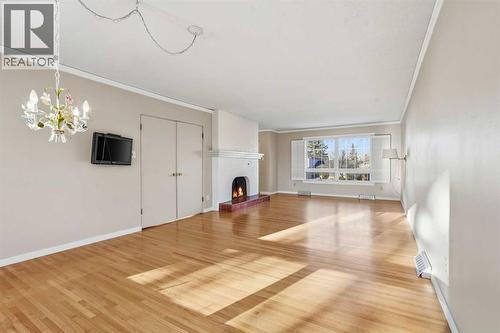 327 Willow Ridge Place Se, Calgary, AB - Indoor Photo Showing Other Room