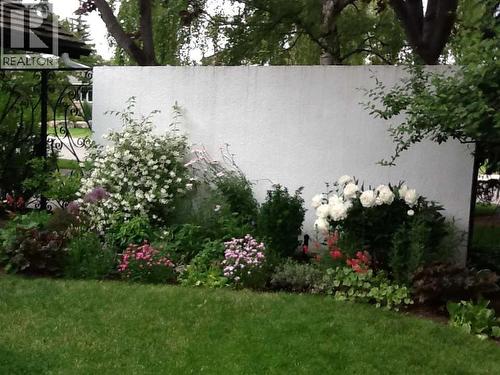 327 Willow Ridge Place Se, Calgary, AB - Outdoor