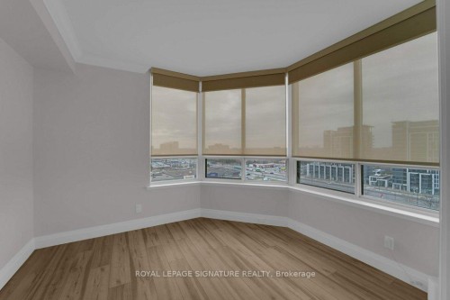1404-22 Clarissa Drive, Richmond Hill, ON - Indoor Photo Showing Other Room