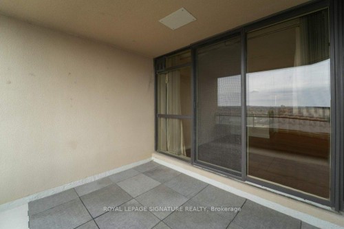 1404-22 Clarissa Drive, Richmond Hill, ON -  With Balcony With Exterior