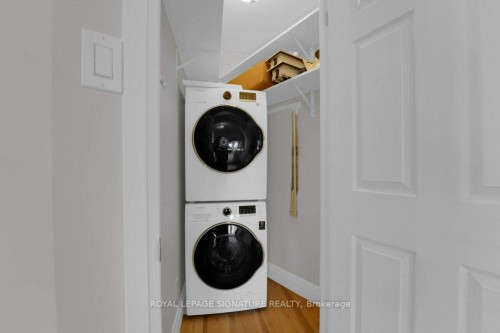 1404-22 Clarissa Drive, Richmond Hill, ON - Indoor Photo Showing Laundry Room