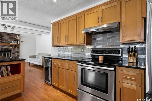 290 Rogers Road, Regina, SK - Indoor Photo Showing Kitchen