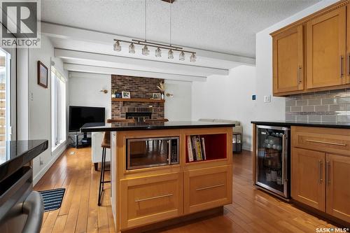 290 Rogers Road, Regina, SK - Indoor Photo Showing Kitchen