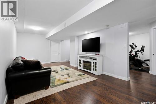 290 Rogers Road, Regina, SK - Indoor