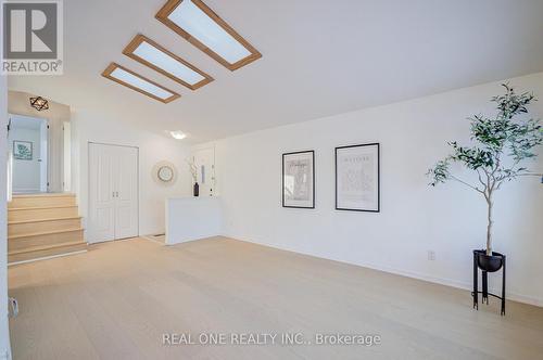 336 Hampton Heath Road, Burlington, ON - Indoor Photo Showing Other Room