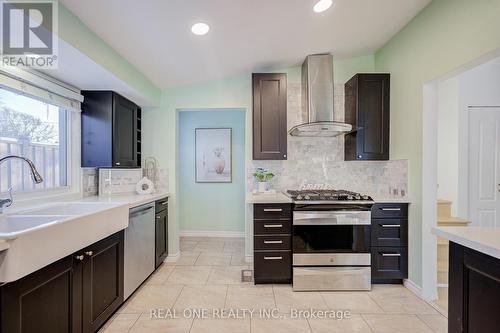 336 Hampton Heath Road, Burlington, ON - Indoor Photo Showing Kitchen