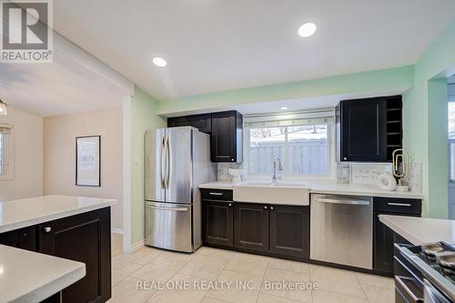 336 Hampton Heath Road, Burlington, ON - Indoor Photo Showing Kitchen