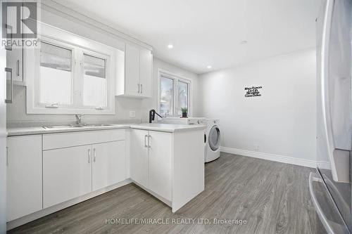 290 Lincoln Road, Waterloo, ON - Indoor Photo Showing Laundry Room