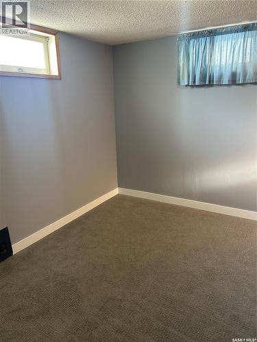 522 8Th Street E, Prince Albert, SK - Indoor Photo Showing Other Room