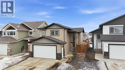 17 Vermont Close, Blackfalds, AB - Outdoor With Facade