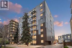 604, 1111 15 Avenue SW  Calgary, AB T2R 0S8
