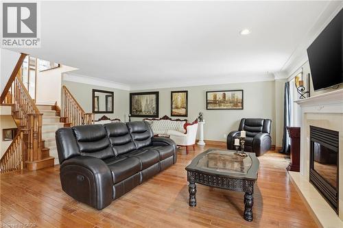 9 Lamb Court, Caledonia, ON - Indoor Photo Showing Living Room With Fireplace