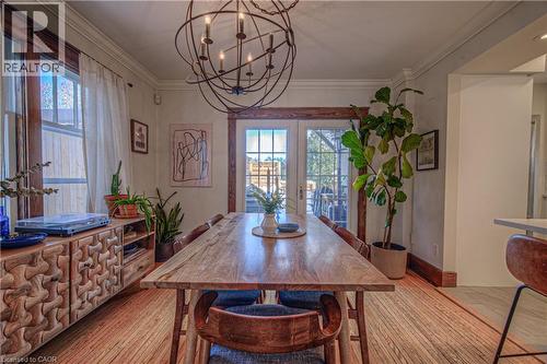 31 Stirling Avenue N, Kitchener, ON - Indoor Photo Showing Dining Room