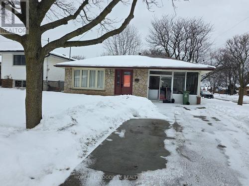 2 Rideau Crescent, Hamilton, ON - Outdoor