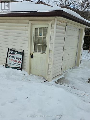 2 Rideau Crescent, Hamilton, ON - Outdoor With Exterior