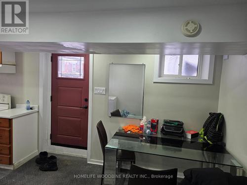 2 Rideau Crescent, Hamilton, ON - Indoor