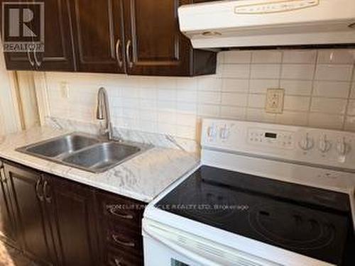 26 Harvey Street, Hamilton, ON - Indoor Photo Showing Kitchen With Double Sink