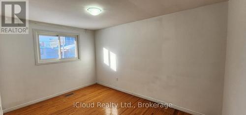 131 Victor Boulevard, Hamilton, ON - Indoor Photo Showing Other Room