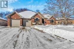 21 WINDEMERE AVENUE  Tillsonburg, ON N4G 5M8