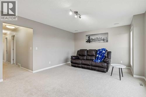 71 Walden Manor Se, Calgary, AB - Indoor