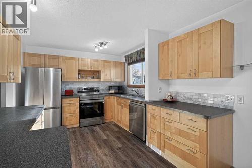 16 Rundleson Way Ne, Calgary, AB - Indoor Photo Showing Kitchen With Stainless Steel Kitchen