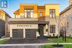 15 LARKIN LANE  Clarington, ON L1C 4A7
