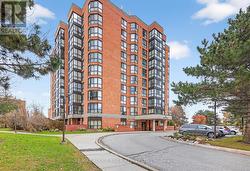 309 - 8 SILVER BELL GROVE  Toronto, ON M1B 4Z3