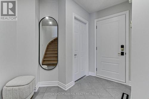 87 Stemmle Drive, Aurora, ON - Indoor Photo Showing Other Room