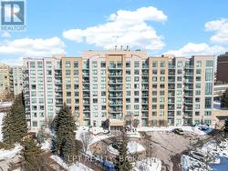 501 - 51 BAFFIN COURT  Richmond Hill, ON L4B 4P6