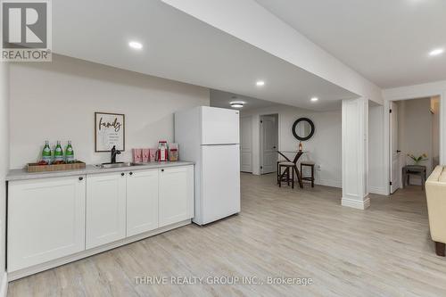 2215 Callingham Drive, London North (North R), ON - Indoor