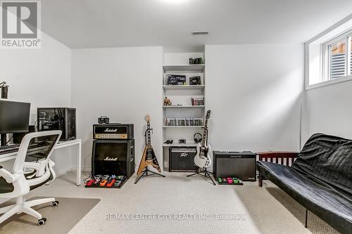 8 Redhaven Lane, St. Thomas, ON - Indoor Photo Showing Other Room