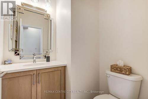 8 Redhaven Lane, St. Thomas, ON - Indoor Photo Showing Bathroom