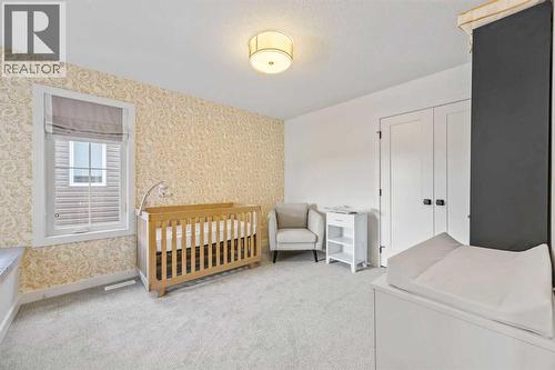 656 Bayview Way Sw, Airdrie, AB - Indoor Photo Showing Bedroom