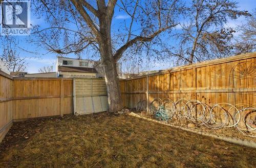 44 Doverdale Mews Se, Calgary, AB - Outdoor