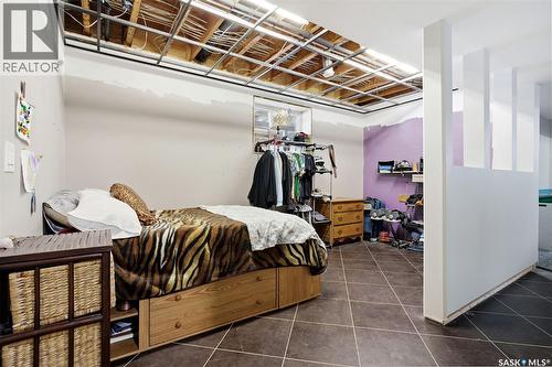 Lockert Acreage, Francis Rm No. 127, SK - Indoor