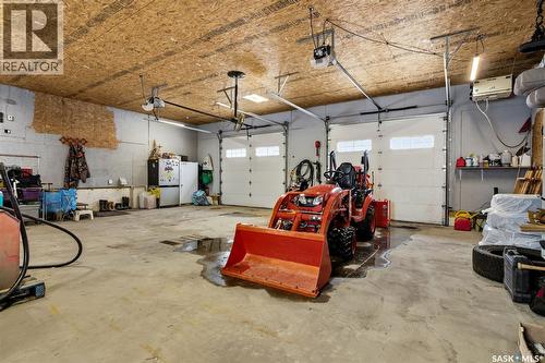 Lockert Acreage, Francis Rm No. 127, SK - Indoor Photo Showing Garage