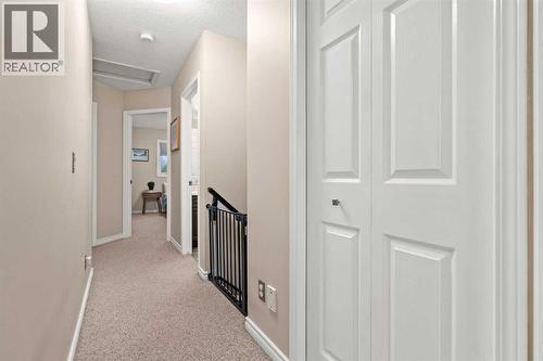 43 Sunset Crescent, Okotoks, AB - Indoor Photo Showing Other Room