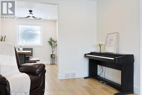 696 GRIFFITH STREET  London South (South K), ON N6K 2W4