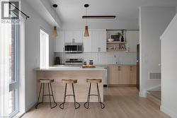 15 CEDAR Street N Unit# 1  Kitchener, ON N2H 2W7