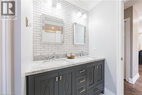 47 Fuller Drive, Caledonia, ON - Indoor Photo Showing Bathroom
