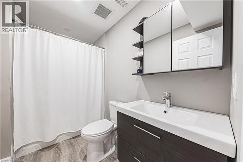 47 Fuller Drive, Caledonia, ON - Indoor Photo Showing Bathroom