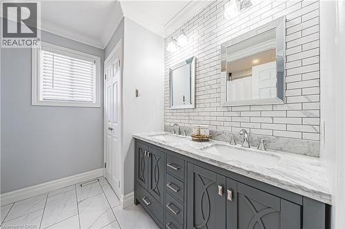 47 Fuller Drive, Caledonia, ON - Indoor Photo Showing Bathroom
