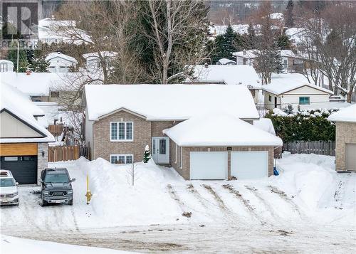 2264 Boardwalk Avenue  Greater Sudbury, ON P3N 0A6