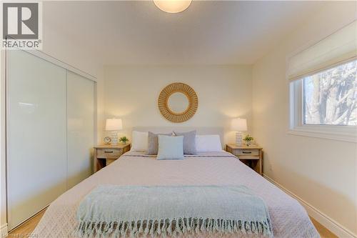 322 Daleview Place, Waterloo, ON - Indoor Photo Showing Bedroom